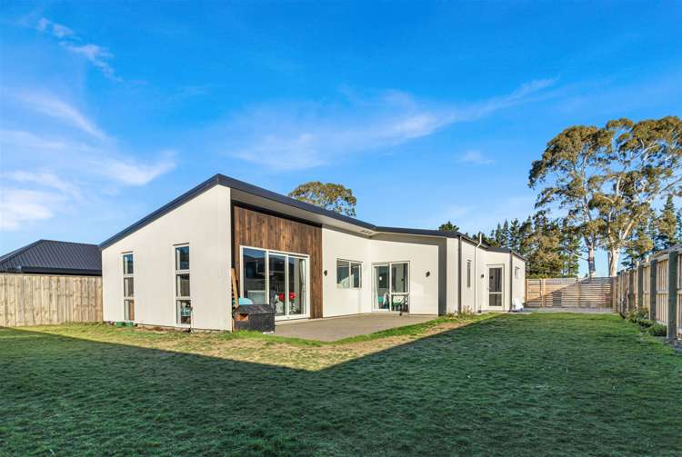 26 Charles Major Road_0