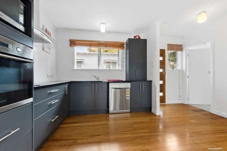 1/1a Wade Avenue Onehunga_7