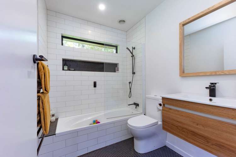 365a Titirangi Road Titirangi_16