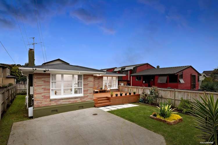 54 Olsen Avenue Hillsborough_11