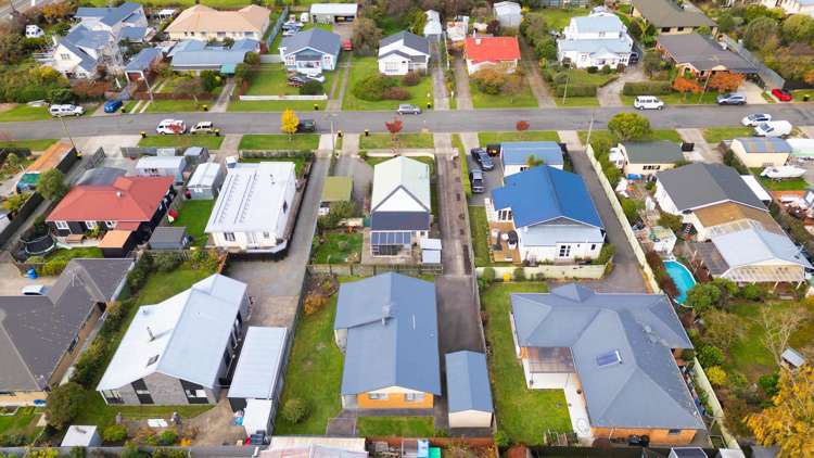 8A Brian Bary Street Redwoodtown_15