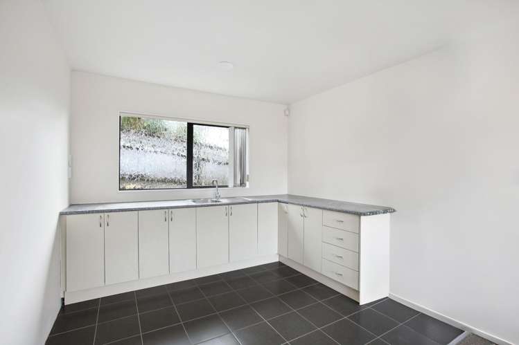 37 Tirohunga Drive Henderson_31