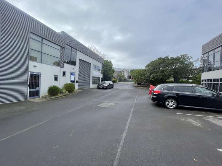 2C/9-11 Tait Place Albany_3