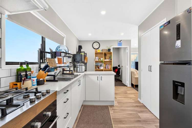 3 Huruhuru Road Massey_7