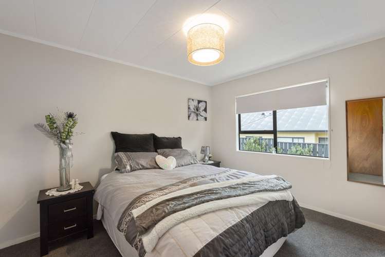 4 Gates Road Waikanae Beach_10