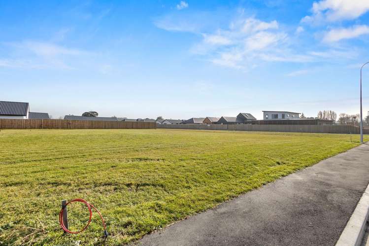 37 and 39 Hawkins Road Marshland_16