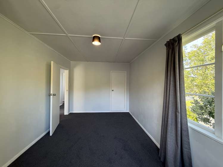 97 Reynolds Street Taita_14