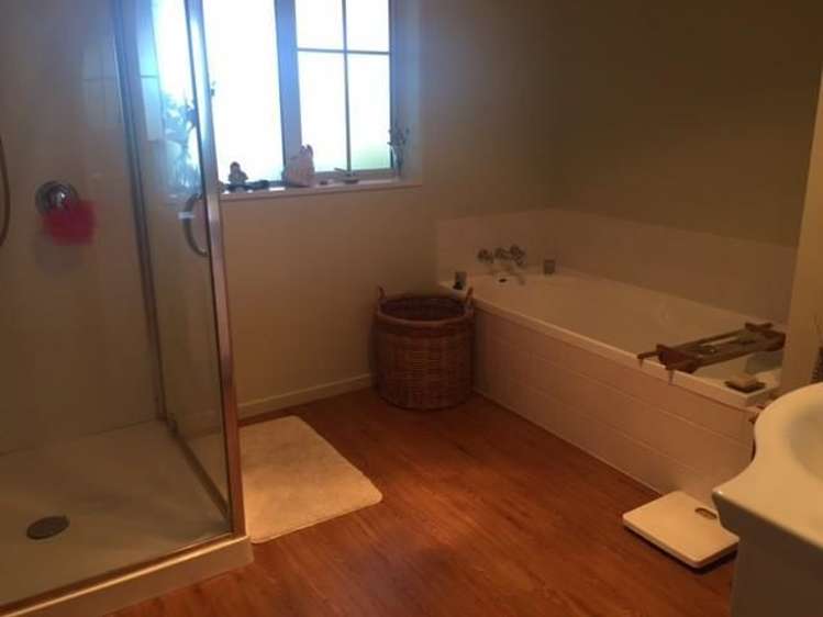 4/297 Maskells Road Balcairn_3