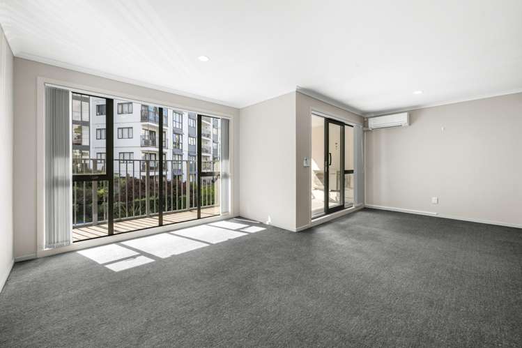 2D/1 Wadier Place Henderson_16