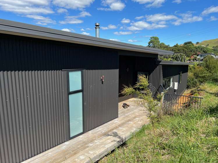 64 Greenslade Road Raglan_1