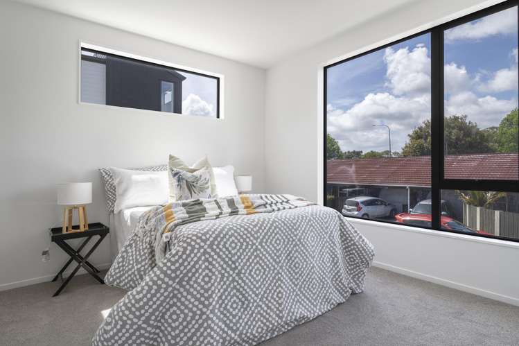 2-3/45 Great South Road Takanini_12