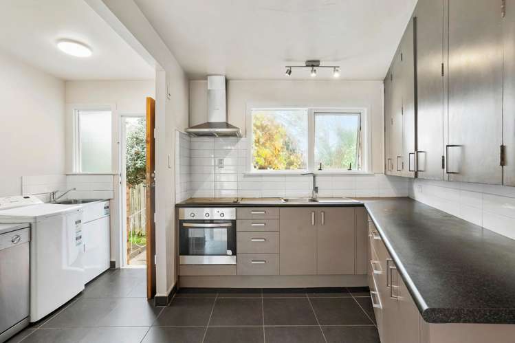 2/1a Wade Avenue Onehunga_4