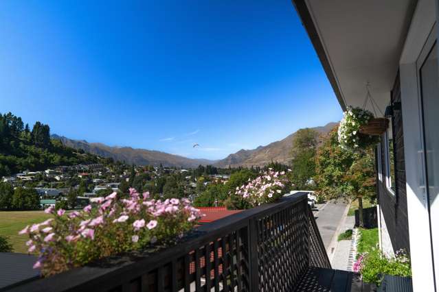 54 Huff Street Queenstown_2