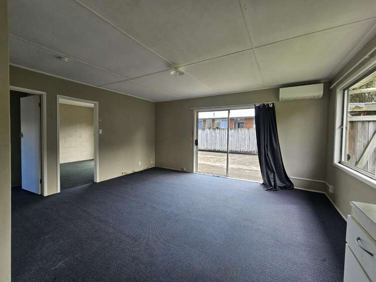2/12 Naumai Place 2164_3