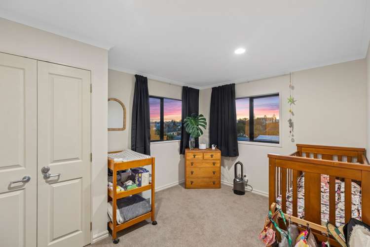 54 Matua Road Matua_21