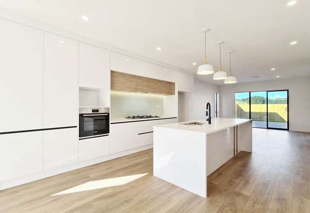 6 Ascent Street Flat Bush_2