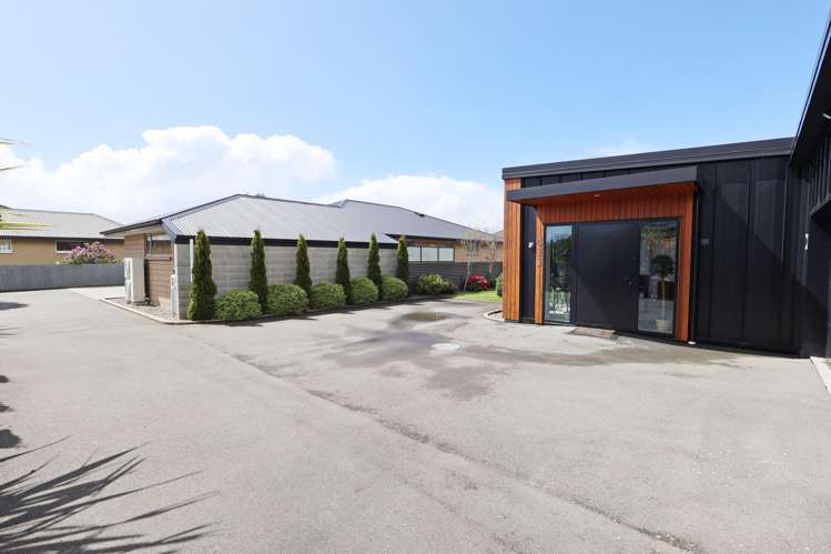 411 North Road Waikiwi_31