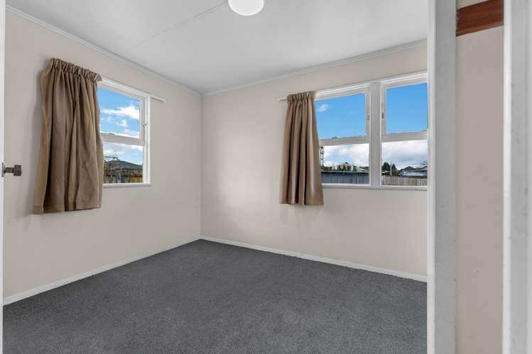76 Cambridge Terrace Papatoetoe_15