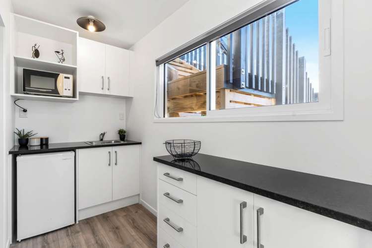 966 Whangaparaoa Road Manly_17