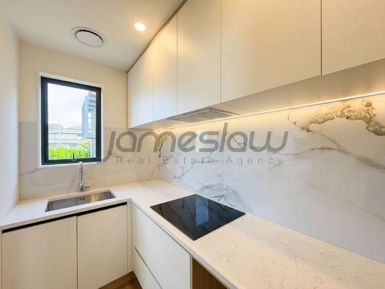 9/3 Norana Avenue Remuera_11