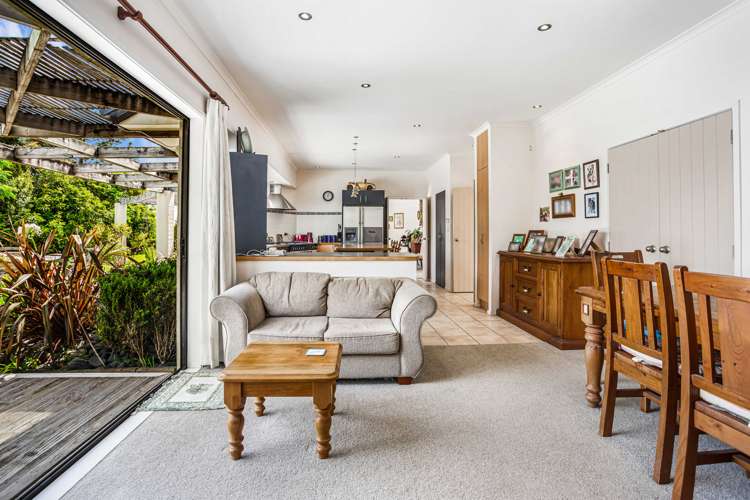 104 Arrowsmith Road Waitakere_15