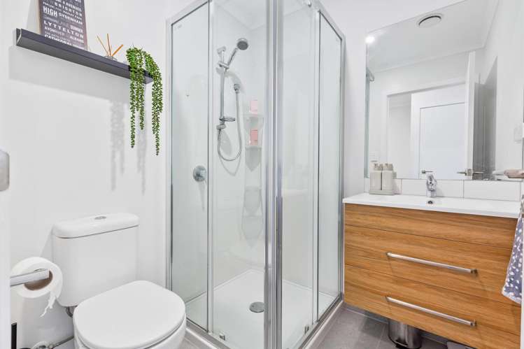 32 Wharara Lane Massey_14