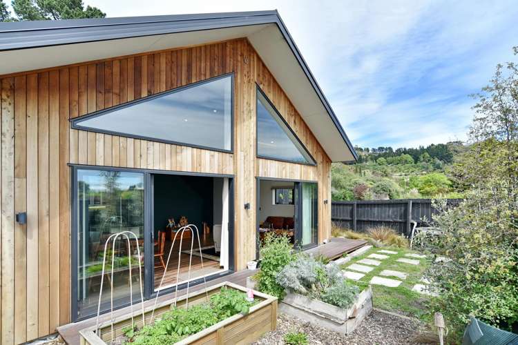 375 Port Hills Road_3