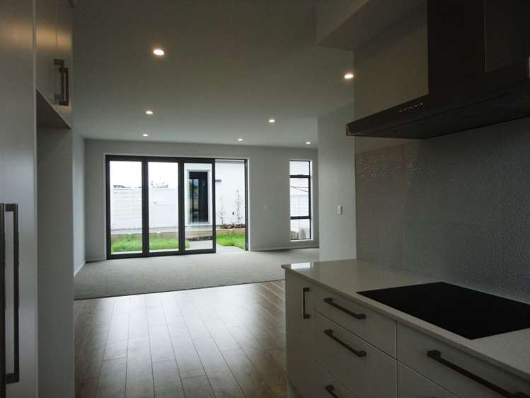 194 Seventh View Avenue Beachlands_10