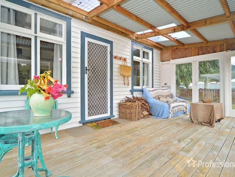 16 Brandon Street Featherston_2