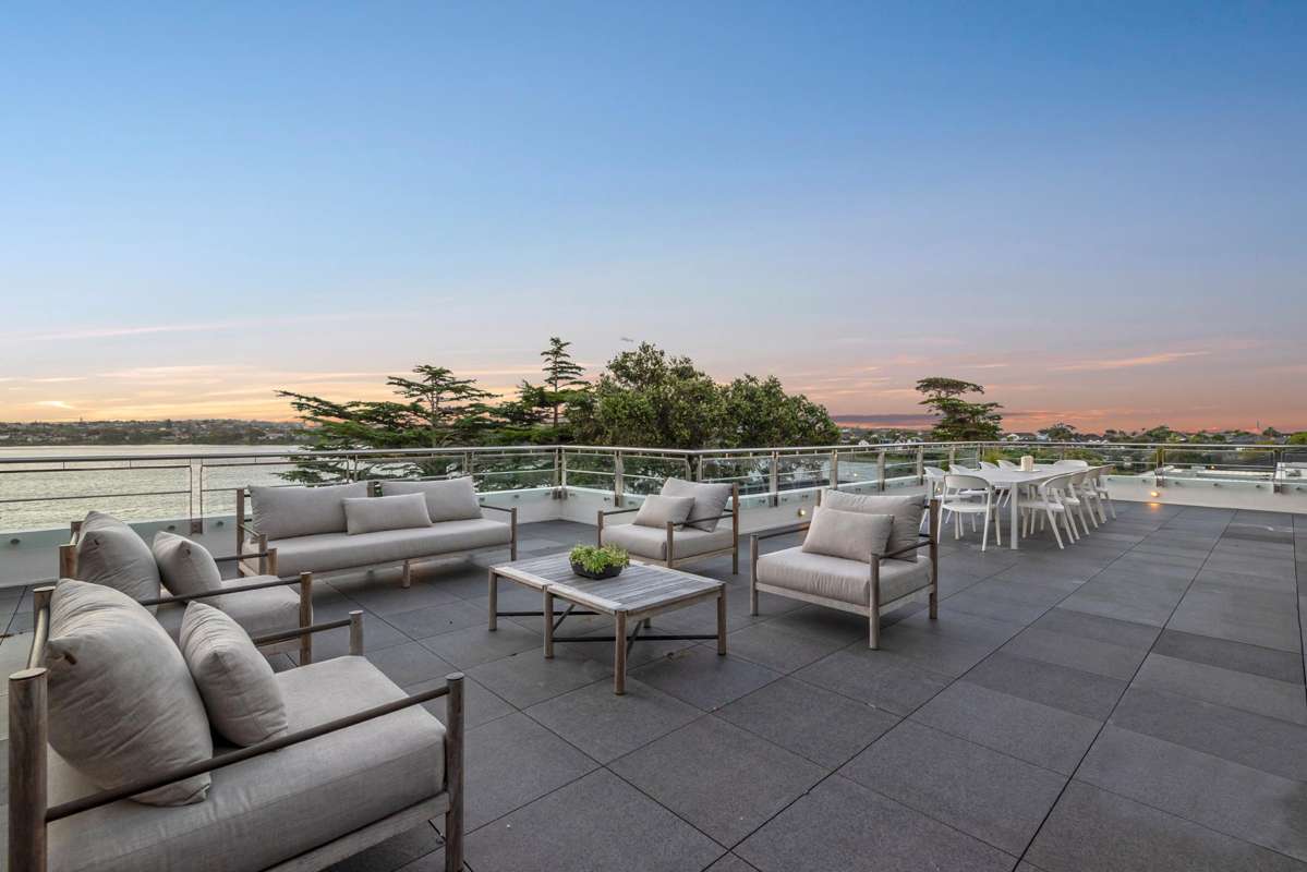 10/258 Hurstmere Road_0