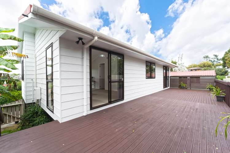 2/577 Richardson Road Mount Roskill_12