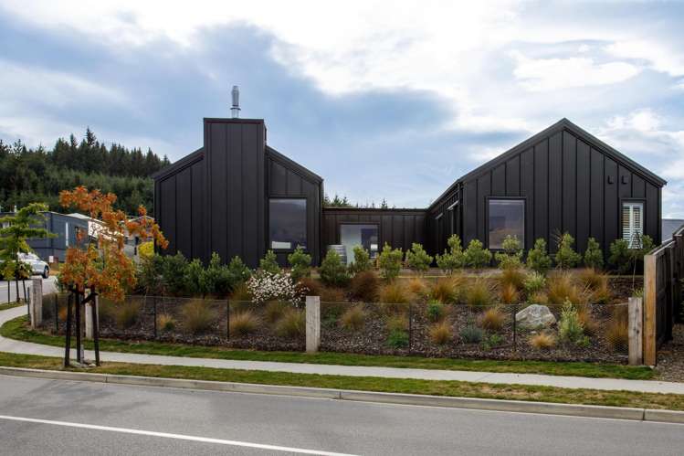 2 Fenton Avenue Wanaka_26