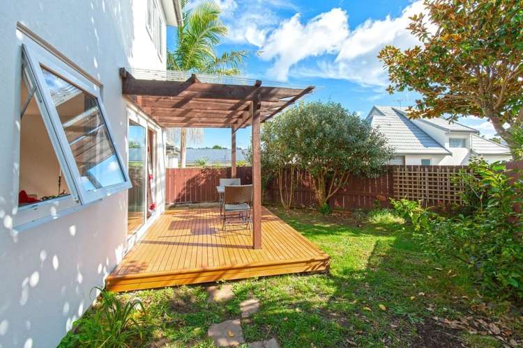 1/672 Whangaparaoa Road Stanmore Bay_11