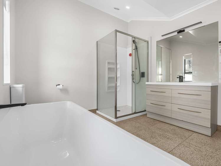 135 Baverstock Road Nawton_15