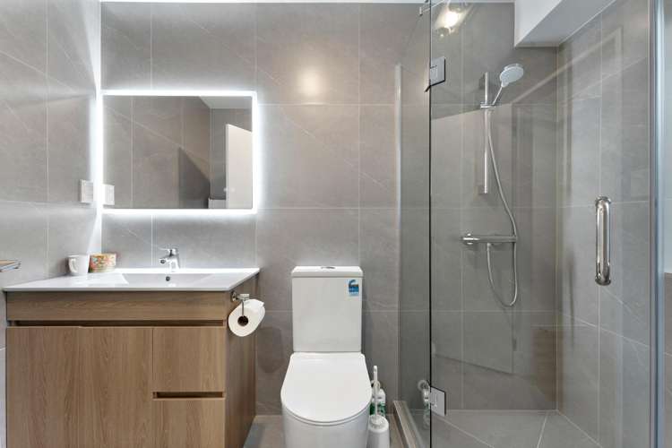 11 Waipani Road Te Atatu Peninsula_16