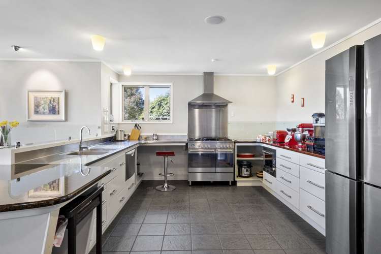 19 Fairmile Drive Mosgiel_7