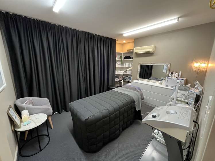 Shop 1/34 Yaldhurst Road Upper Riccarton_5