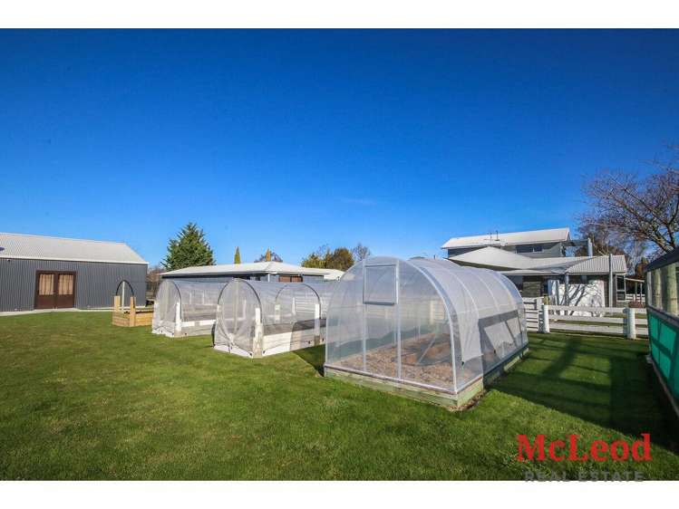 150 Racecourse Road Allenton_31