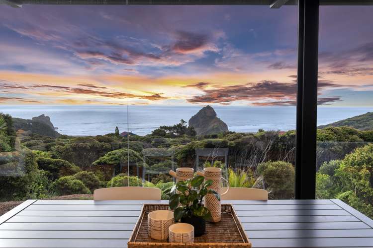 124a Seaview Road Piha_19