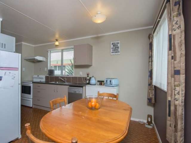 2a Oak Avenue Nawton_4