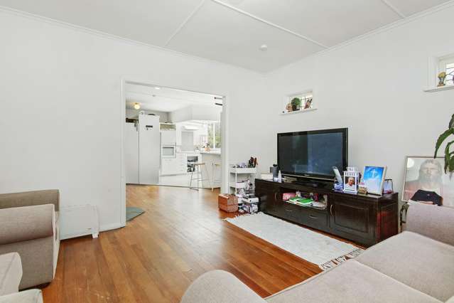 39 Hine Road Wainuiomata_2