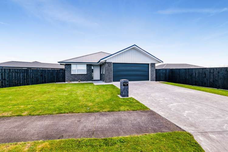 42 County Drive Hawera_23