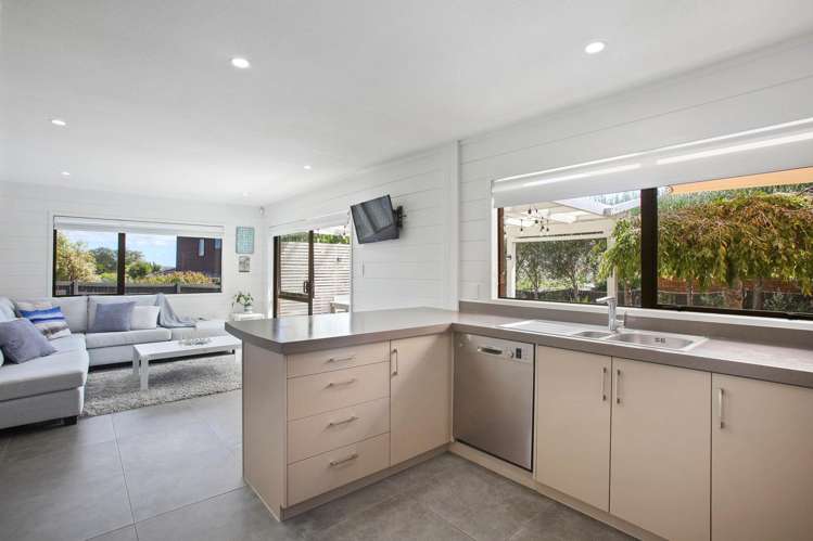 143 Whitford Road Somerville_11