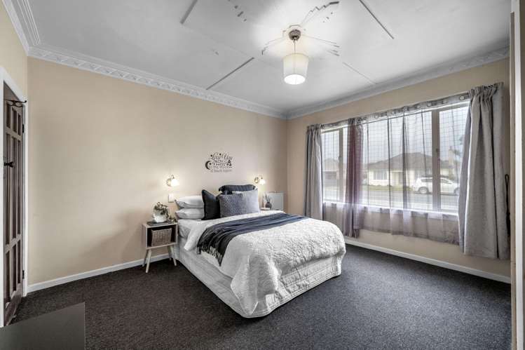 16 Fox Street Avenal_10