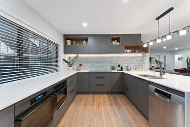 5 Della Place_3