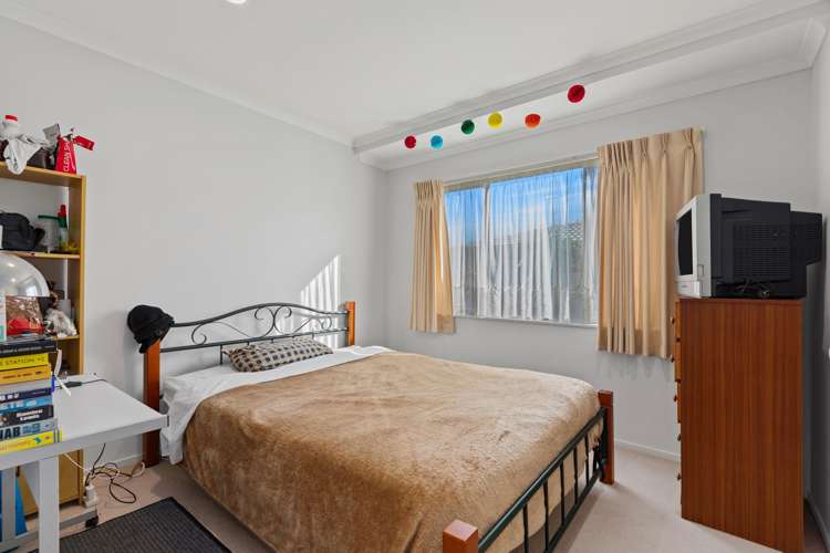 56b Pemberton Crescent Greerton_13