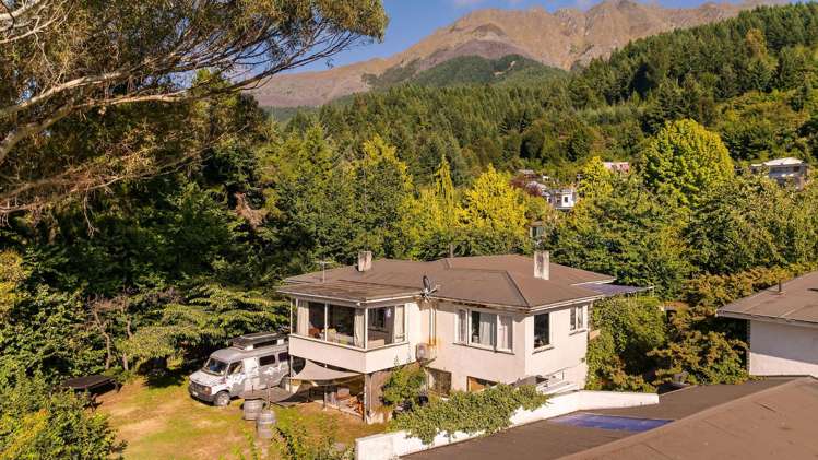 78, 80, 82 Thompson Street Queenstown_11
