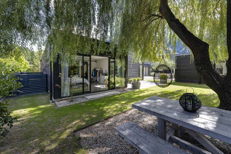 1 Larkins Way Arthurs Point_19