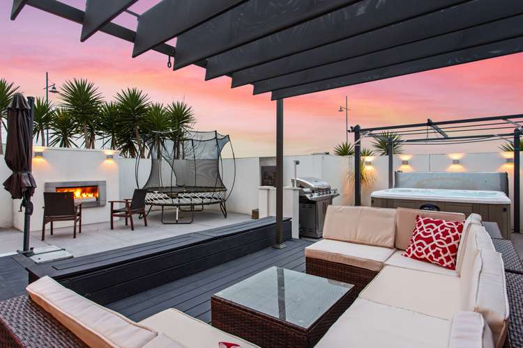 1 Te Waihora Street Pegasus_11