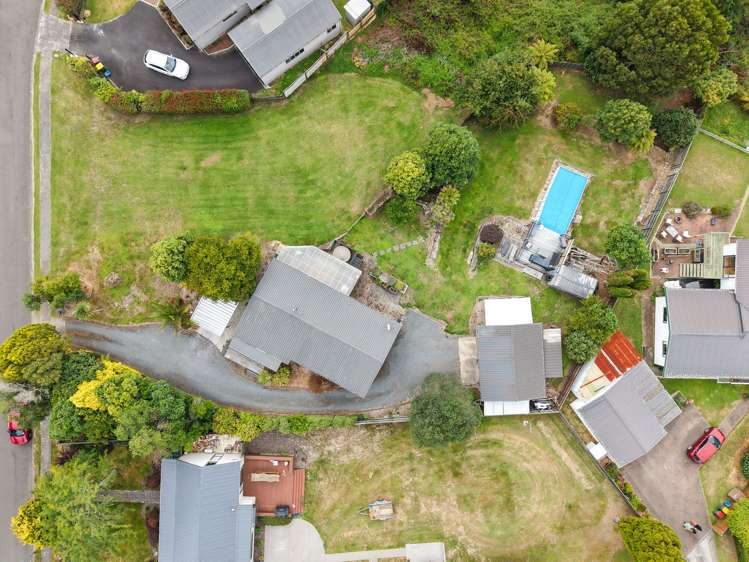 15 Henare Place Tihiotonga_32